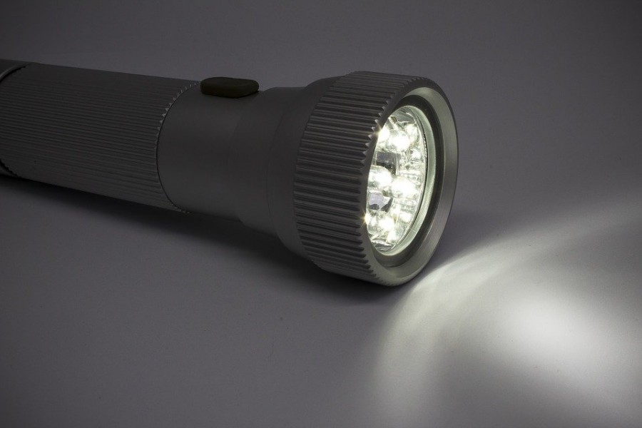 Lampe de poche : quelles performances pour quelles utilisations ?